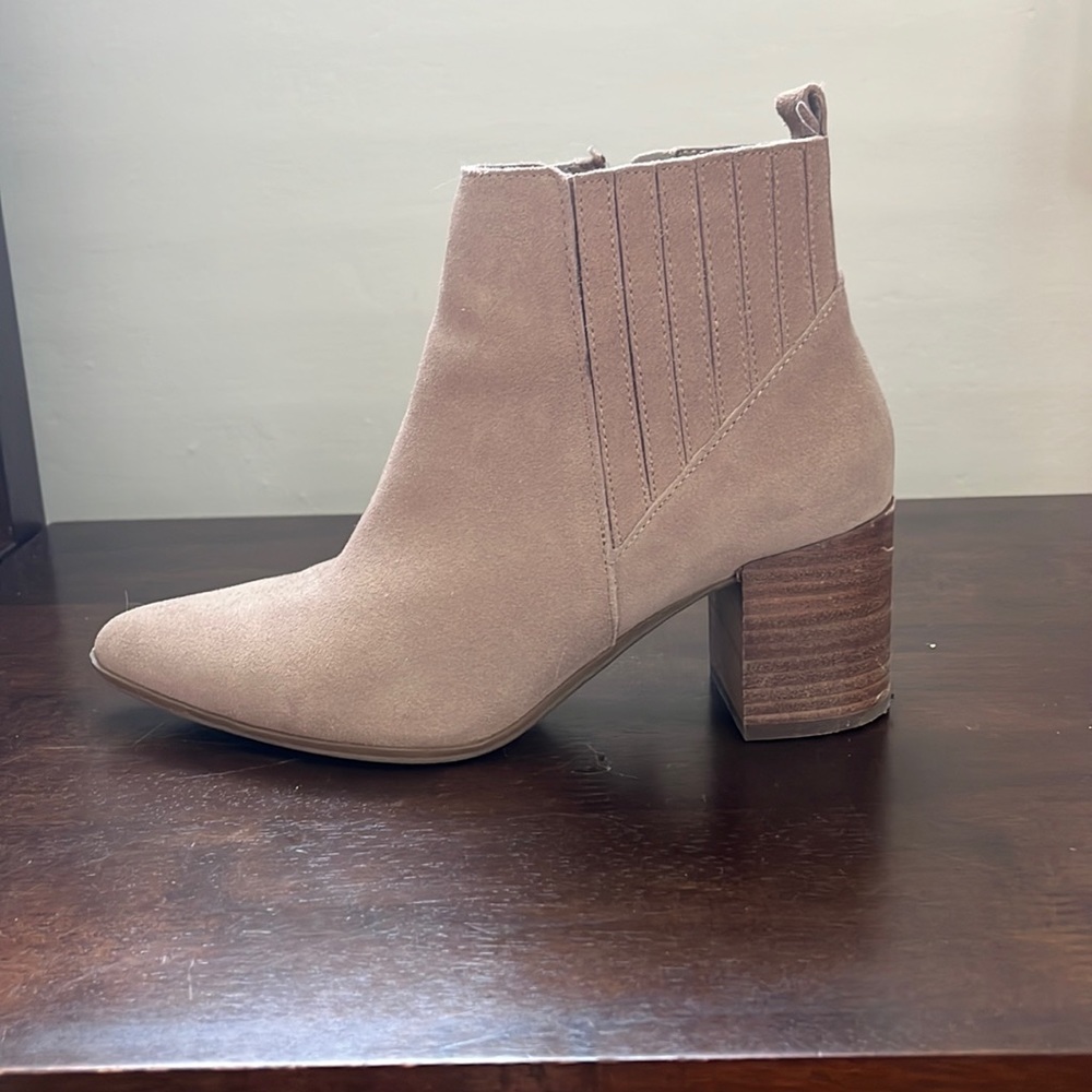 Blondo Laureece waterproof suede ankle boots booties 6
